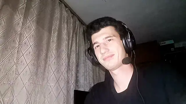 JamesLagerfeld online show from 11.13.25