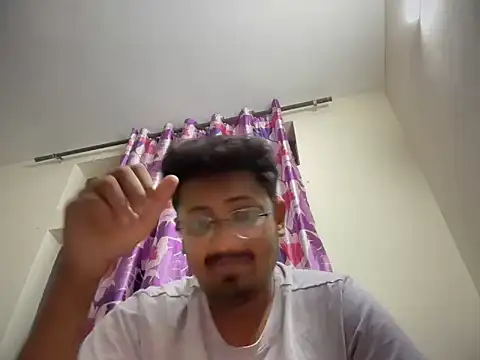 Snapshot of Your_yash2 chatting on 11.06.25 Your yash2 online show from 11.06.25