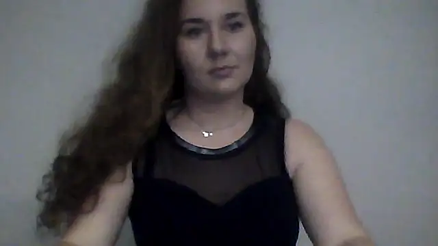 AgnesLips online show from 11.10.25