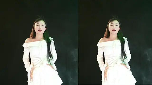 Snapshot of MHe-002 chatting on 12.05.25 MHe-002 online show from 12.05.25