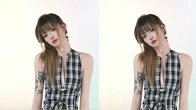 Snapshot of MHe-002 chatting on 03.07.26 MHe-002 online show from 03.07.26