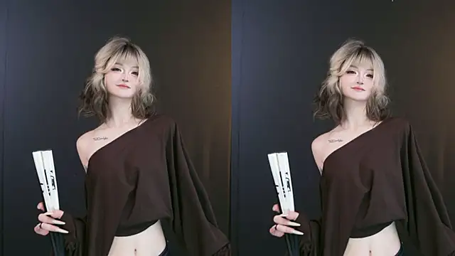 Snapshot of MHe-002 chatting on 03.17.26 MHe-002 online show from 03.17.26