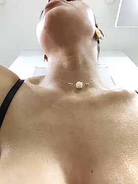 ALEJA  22 online show from 12.13.25