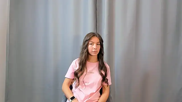 OtiliaNatiello online show from 11.08.25