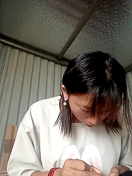 julybi online show from 11.09.25