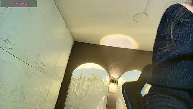 isabella  r online show from 02.16.26