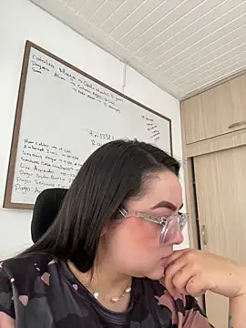 cleo wale  online show from 11.25.25