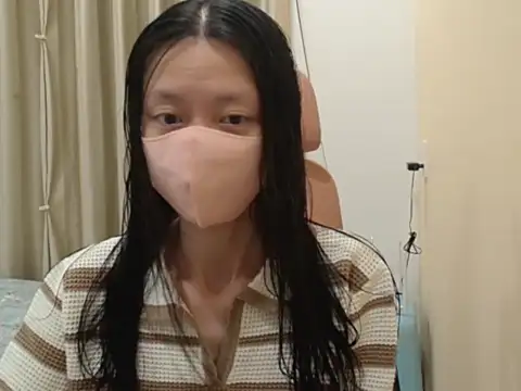 Lil-Cherries online show from 01.08.26