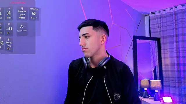 Un Sluttyy online show from 12.04.25