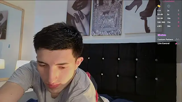 Un Sluttyy online show from 03.12.26