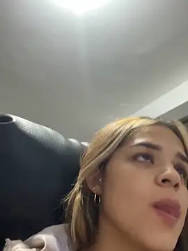 Sara  Secret online show from 11.21.25