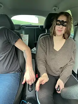 roroandjujuLoveX online show from 02.28.26