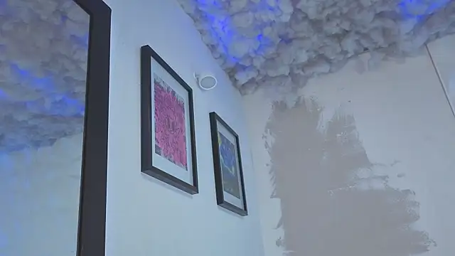 AuroraLanee  online show from 01.15.26