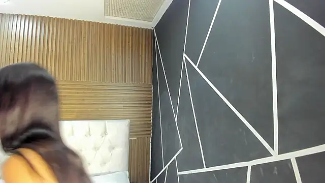 Snapshot of ZarinaWynne chatting on 03.24.26 ZarinaWynne online show from 03.24.26