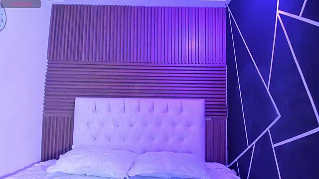 Snapshot of ZarinaWynne chatting on 04.03.26 ZarinaWynne online show from 04.03.26