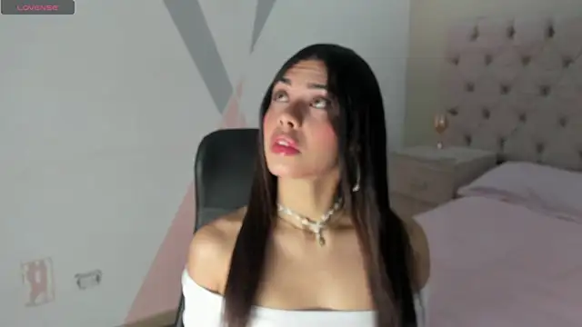ZarinaWynne online show from 05.15.26