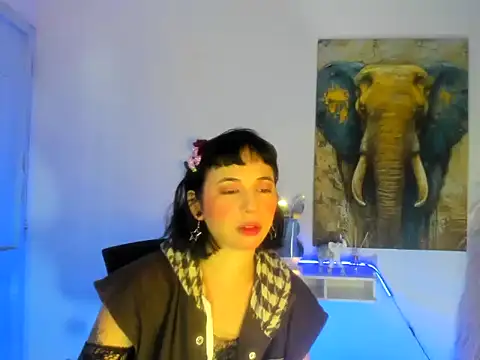 Hollysquirtx online show from 11.07.25