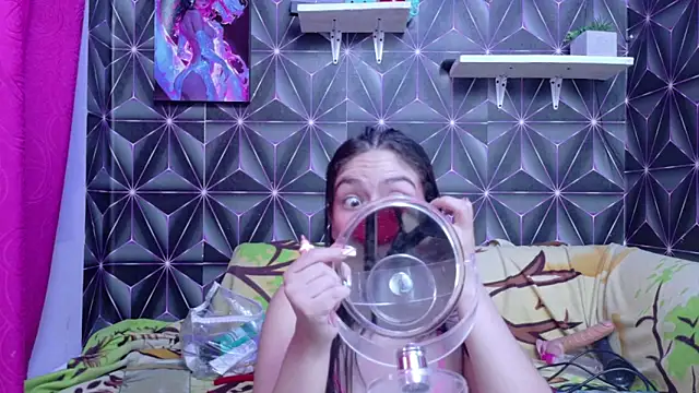 emilygrooe online show from 12.04.25