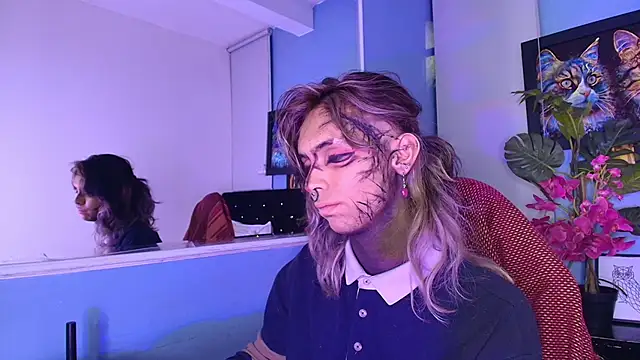 luxiel  online show from 11.14.25