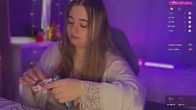 AmeliaMiles online show from 02.25.26