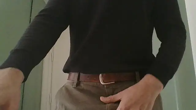 Snapshot of CuteDaddy92 chatting on 02.10.26 CuteDaddy92 online show from 02.10.26