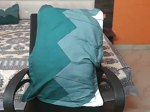 Snapshot of DoremonGirl chatting on 02.05.26 DoremonGirl online show from 02.05.26