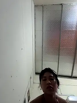 Lynly k2 online show from 02.28.26