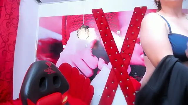 Snapshot of allison_baby20 chatting on 11.10.25 allison baby20 online show from 11.10.25