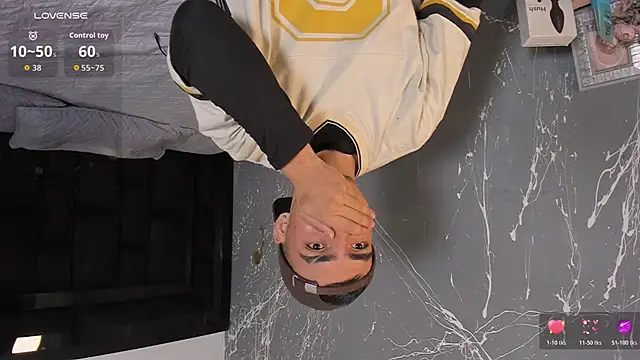 NicoKingg  online show from 11.17.25