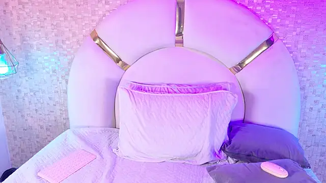 aria sm online show from 12.22.25