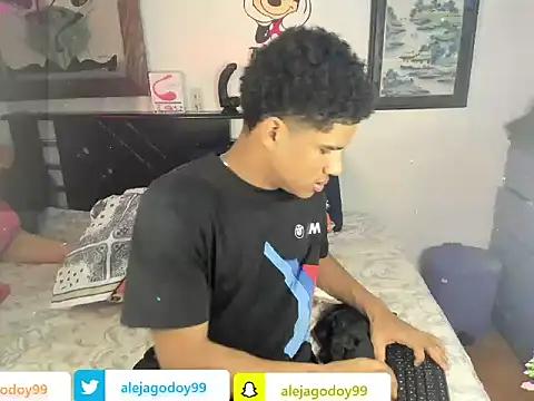 JUANBIGCOCK21CM online show from 11.27.25