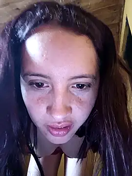 Snapshot of Chloe_2-4 chatting on 11.16.25 Chloe 2-4 online show from 11.16.25