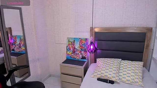 IRENNEBLAZER online show from 02.19.26