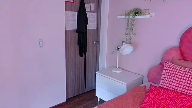 NicoletCherry   online show from 01.12.26