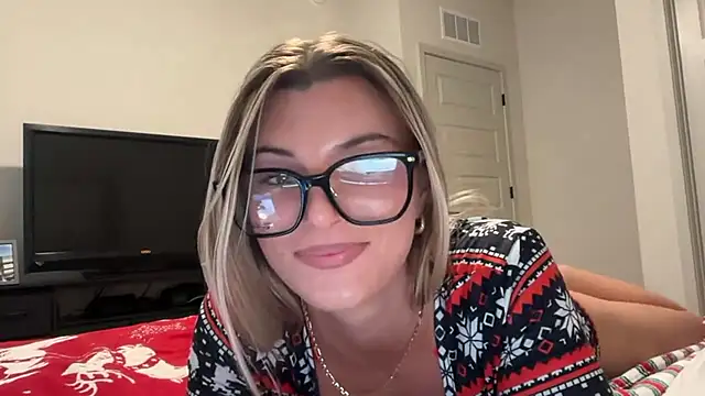 RosieCheeks  online show from 11.25.25