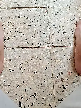 Snapshot of Bleakfisting chatting on 11.08.25 Bleakfisting online show from 11.08.25