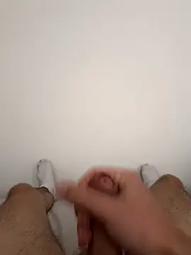 Snapshot of Spanish_Milk chatting on 11.11.25 Spanish Milk online show from 11.11.25