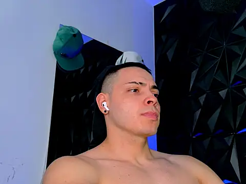 Maxwell Dupont online show from 11.21.25