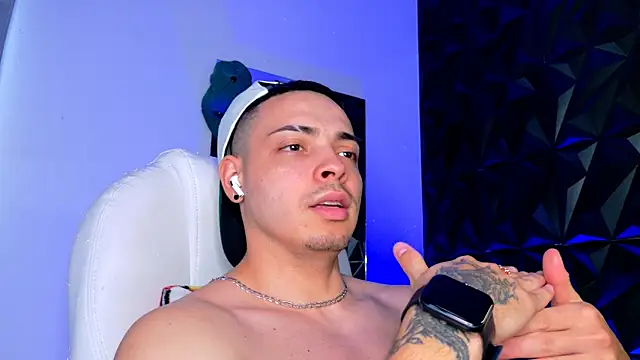 Maxwell Dupont online show from 01.08.26