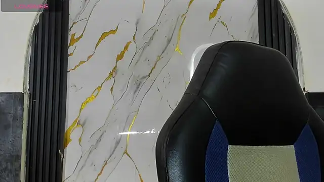 Timmy Kiing  online show from 01.08.26