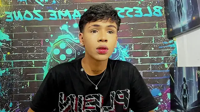 Timmy Kiing  online show from 08.08.26