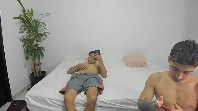 shark boy28 online show from 11.15.25