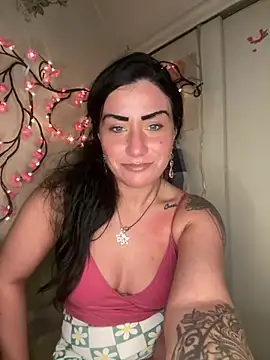 ValayaNoire online show from 01.05.26