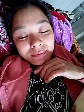 Lyla john online show from 12.20.25