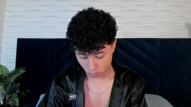 Noah dupont  online show from 01.05.26