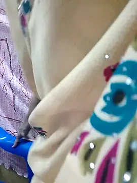 Honeya96 online show from 11.30.25