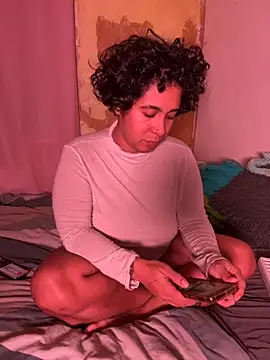 CaneliitaBlaze online show from 11.18.25