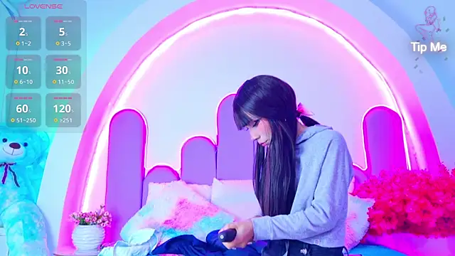 BunnySexyy18 online show from 04.14.26