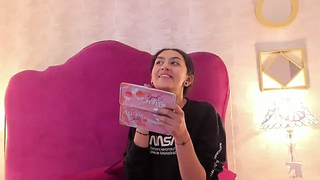 EllaEvanz online show from 02.28.26