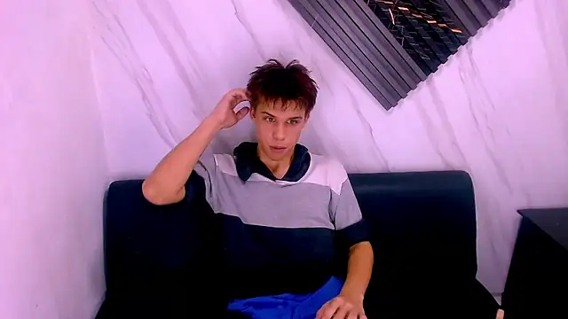 Liam York  online show from 04.08.26